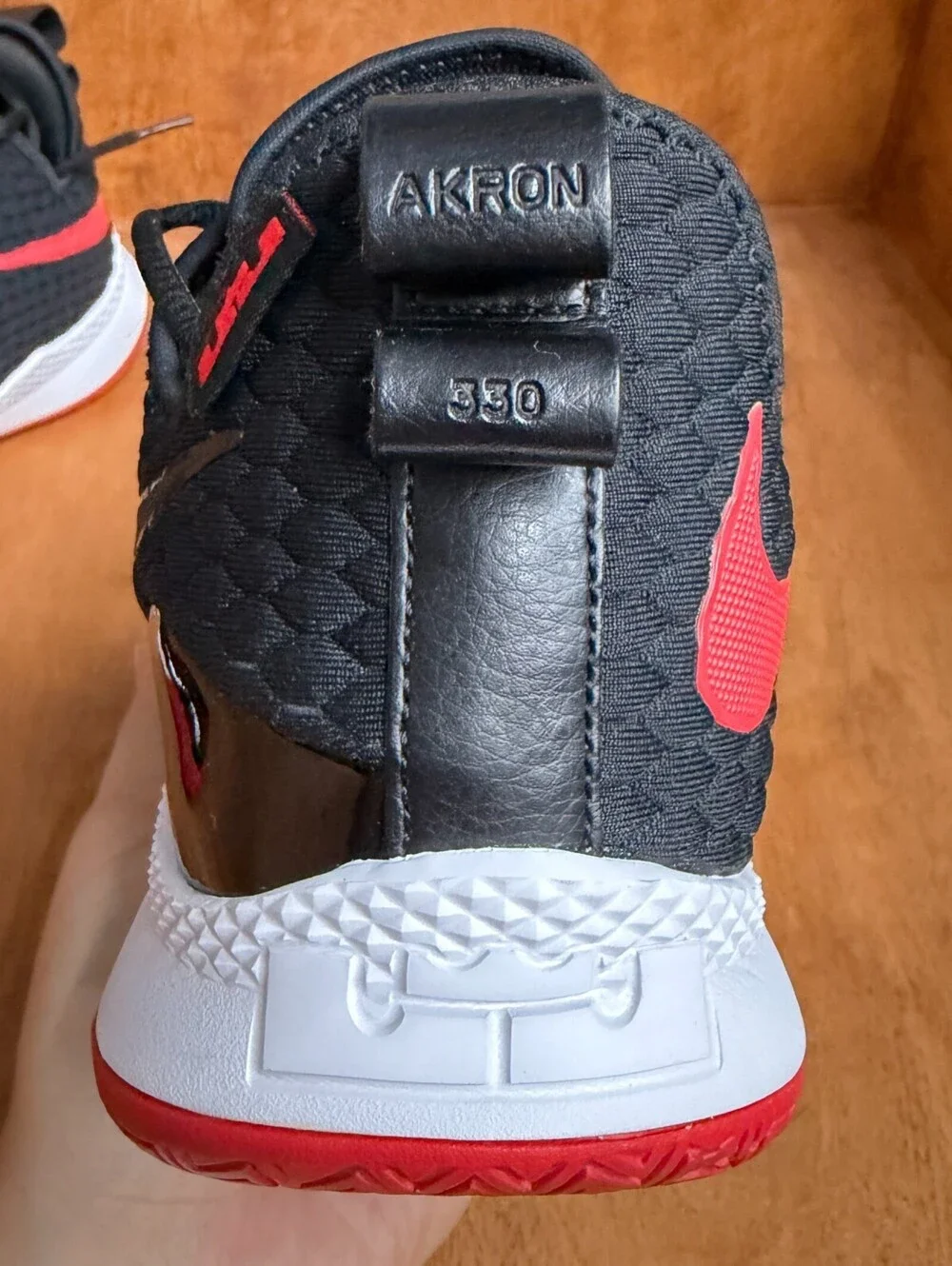 Nike LeBron Witness 3 Premium Black Red Basketball Shoes Mens Size 13 BQ9819-001